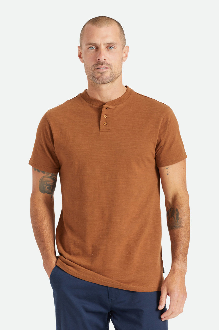 Men\'s Brixton Basic Slub S/S Henley Knitwear Brown | 6587RCTGA